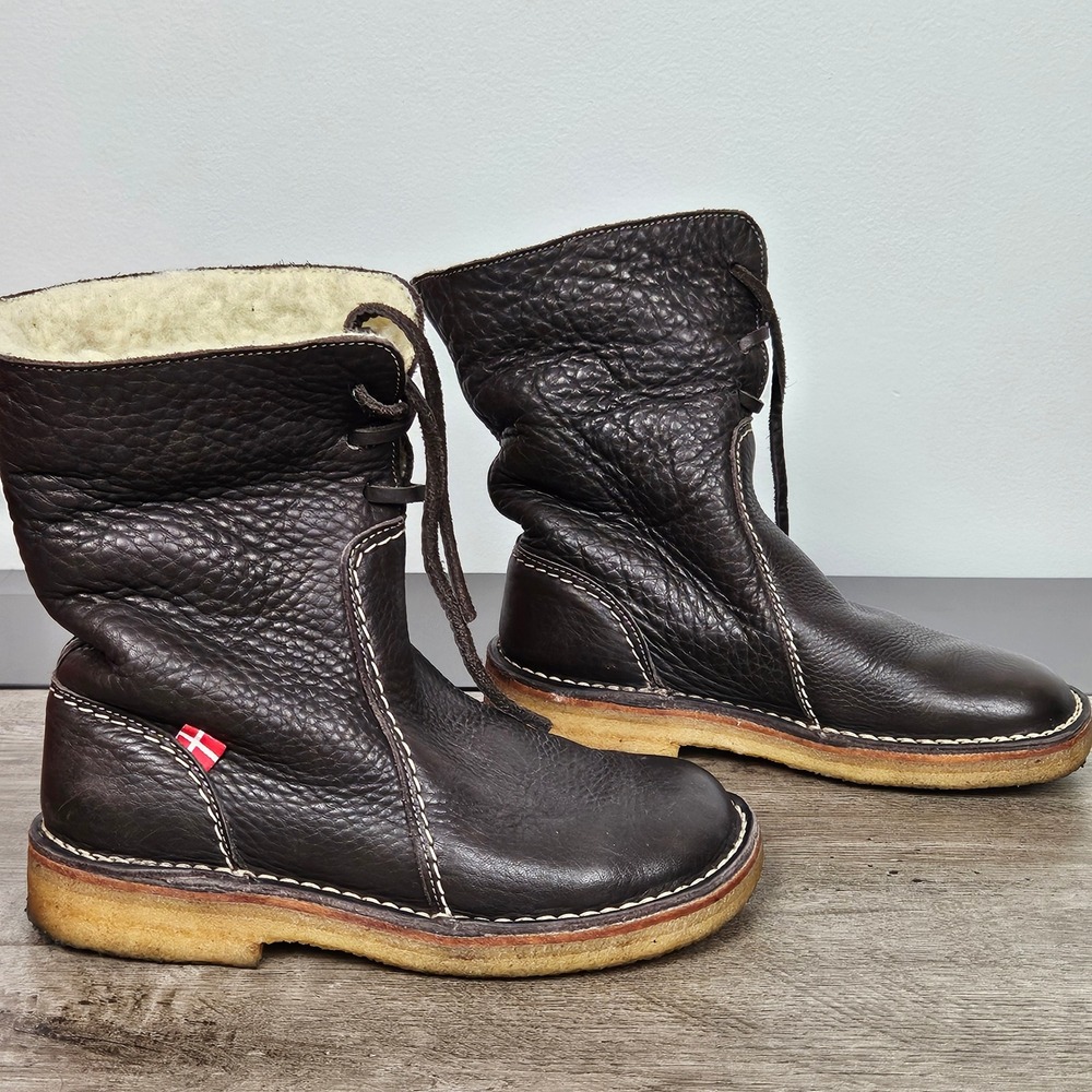 Duckfeet Arhus Boots EU 37 US 6.5-7 Chocolate Pebbled Leather Shearling Lined